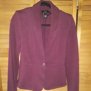Body by Victoria SZ 2 Wine Fitted Jacket Suit Blazer Piping Unique Back Hemline